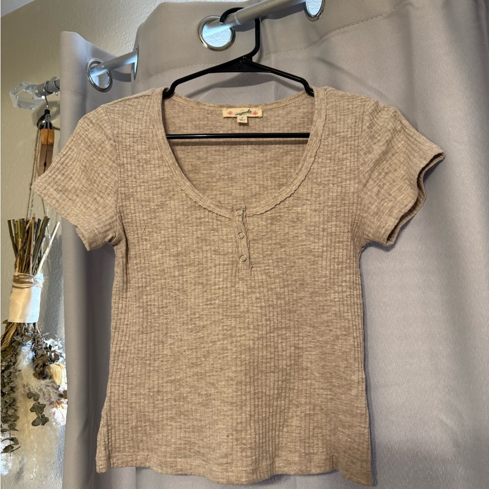 Magnolia Light Taupe Ribbed Short Sleeve Tee